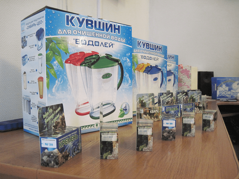 Подарки от ООО "Сибирь ЦЕО" Кварц, Кремень, Кувшины для воды "Водолей"